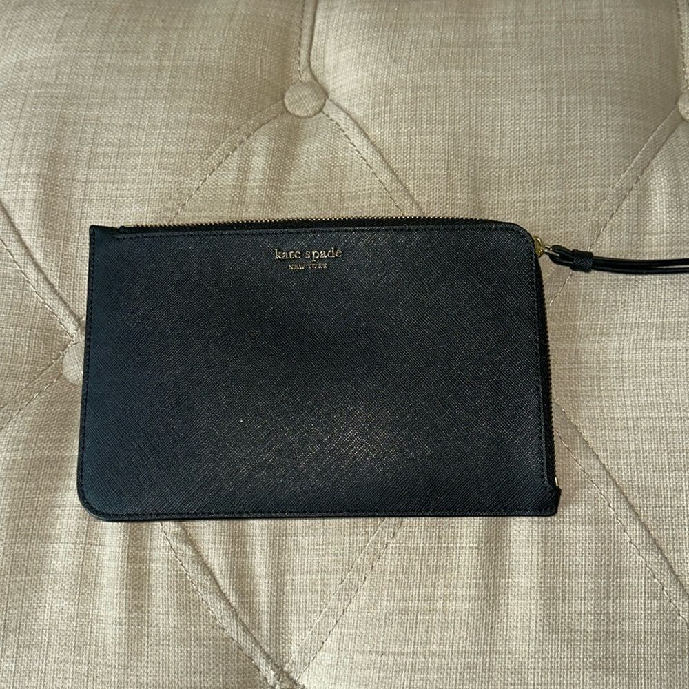Kate Spade Cameron Medium l-zip Wristlet